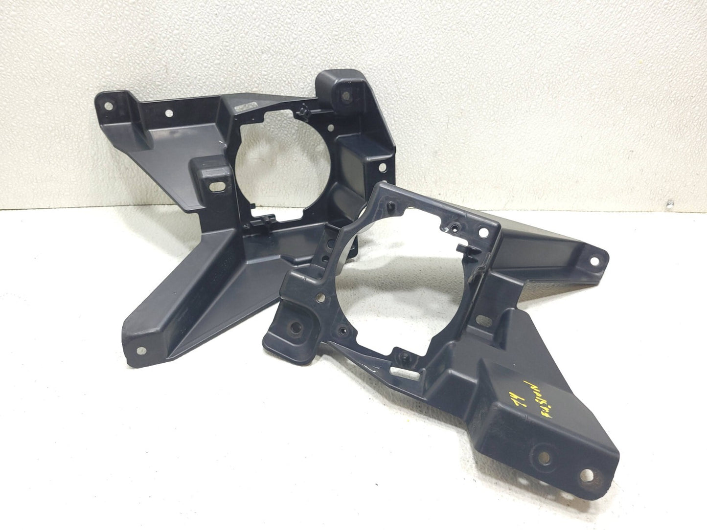 2014 Ford Fusion Fog Lamp Bracket Left & Right Pair OEM