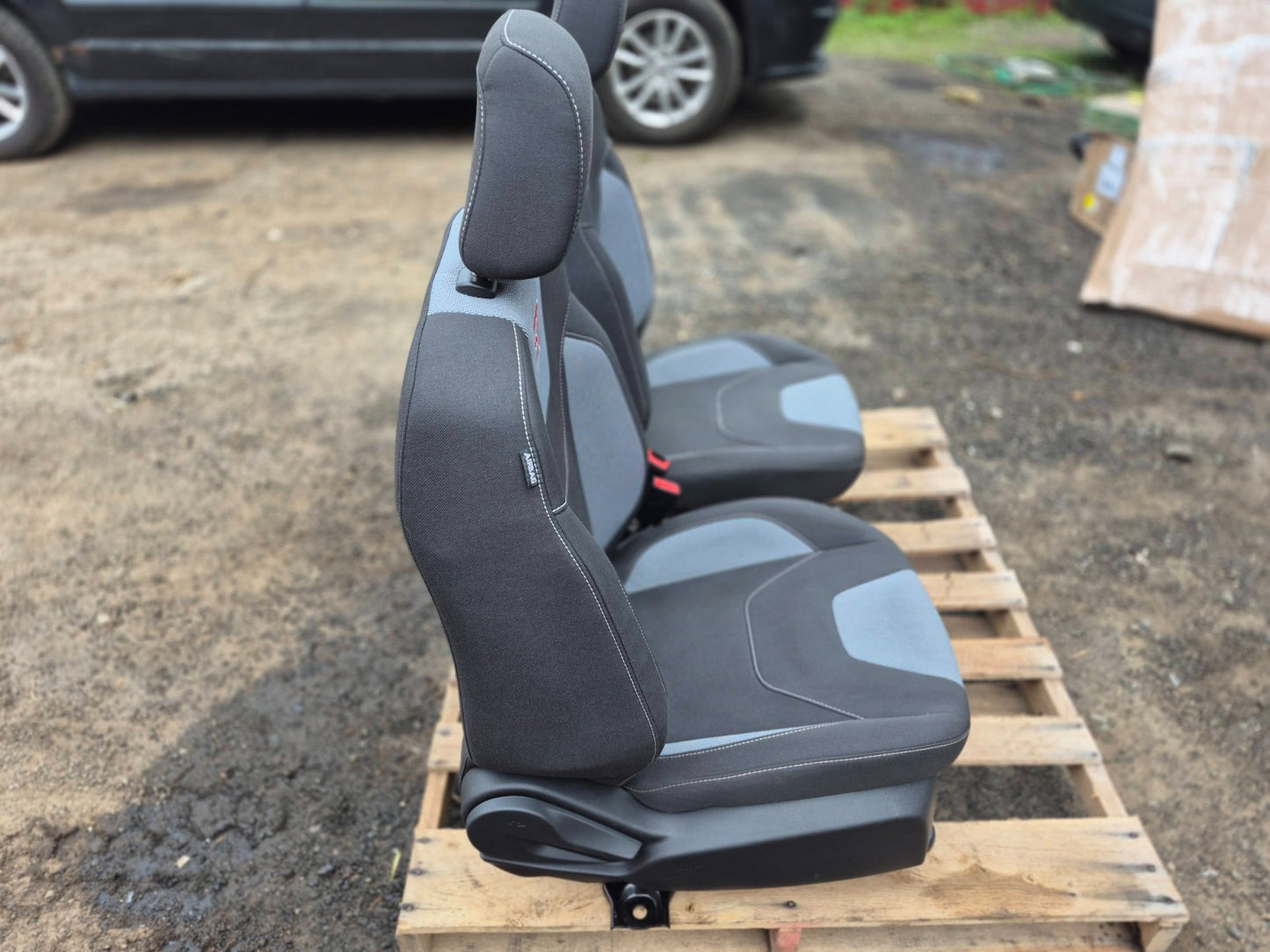 2017 Ford Focus St Front Seat Left & Right OEM