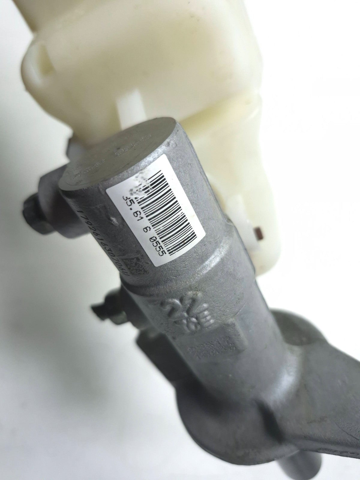 2018 Toyota Corolla Brake Master Cylinder OEM
