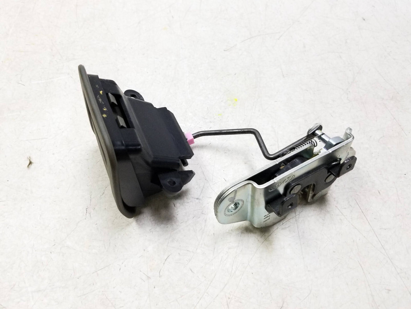 2011 - 2013 Kia Sportage Rear Seat Backrest Lock Latch Left & Right  OEM