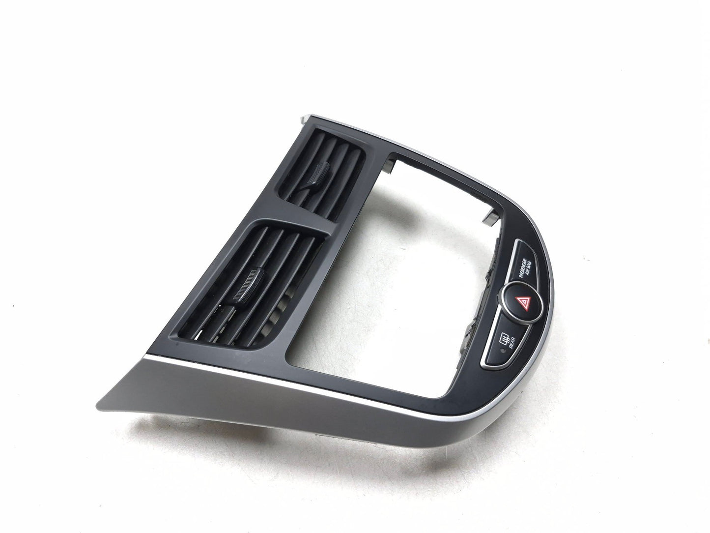 2014 Hyundai Accent Radio Trim Bezel OEM 84740-1r100