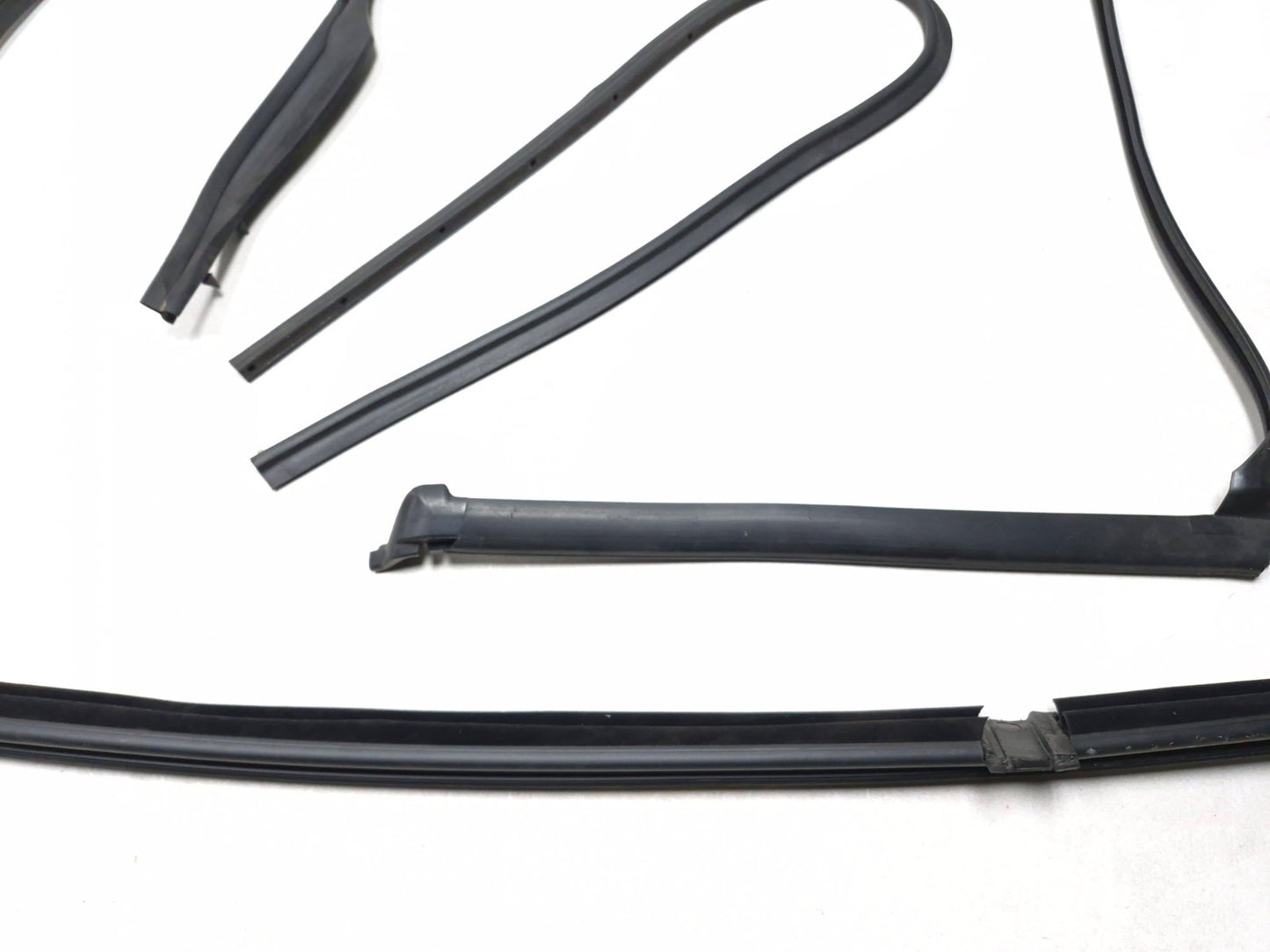 2011 BMW 535i F10 Rear Door Window Belt & Weatherstrip Seal Driver Side Left OEM
