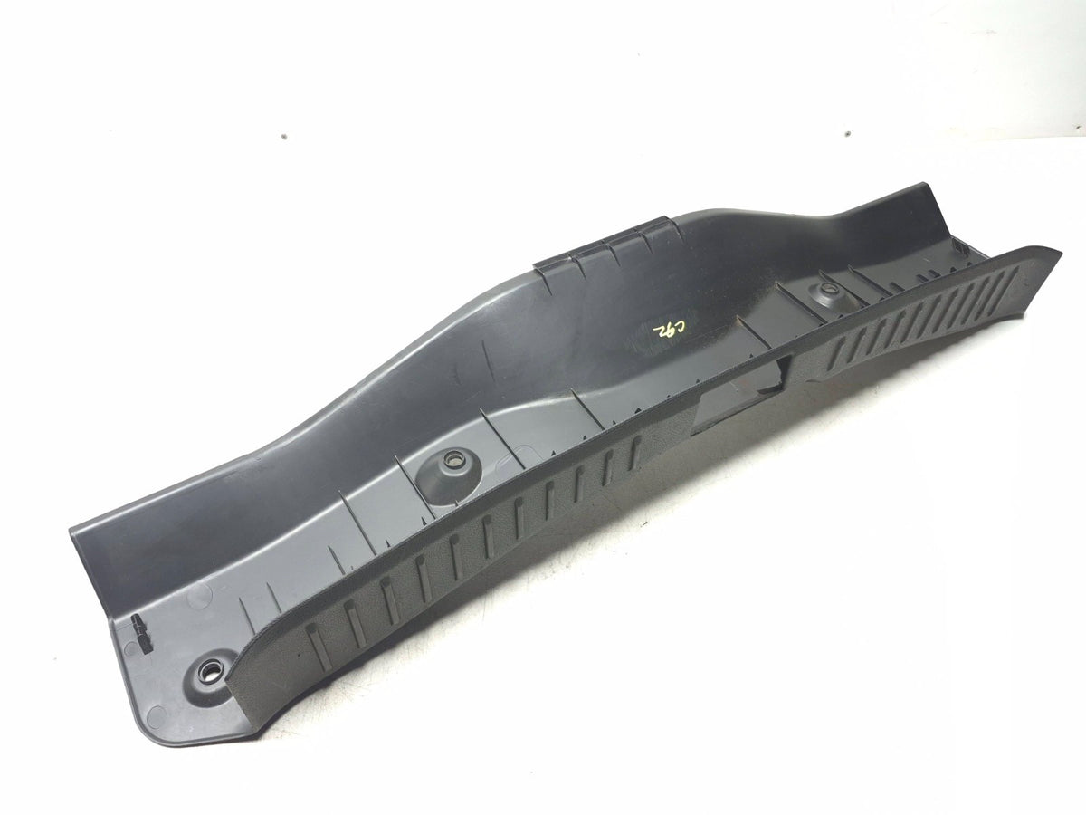 2013 Ford Focus St Hatchback Trunk Trim Scuff Plate Cv6z-5840374-aa OEM