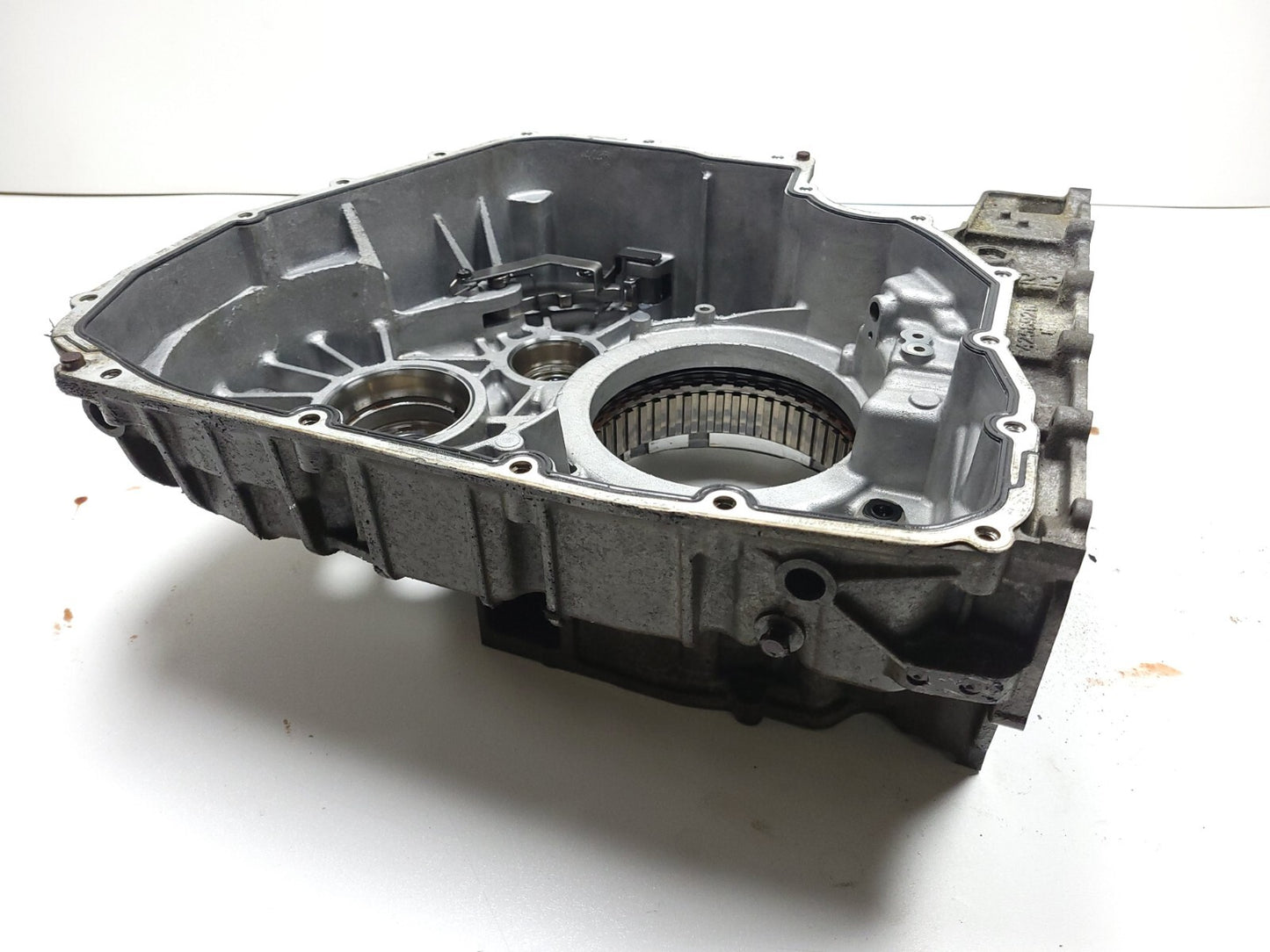 2010 - 2016 Cadillac SRX At Automatic Transmission Case Bell Housing & Cover OEM