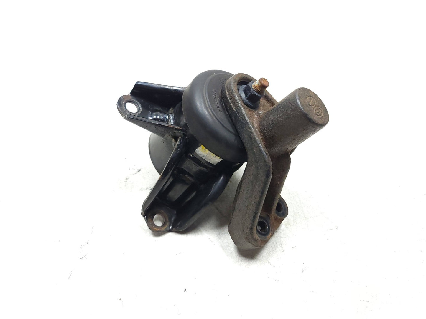 2015-2017 Hyundai Accent Front Engine Mounting Bracket Assembly OEM 21810-1r010