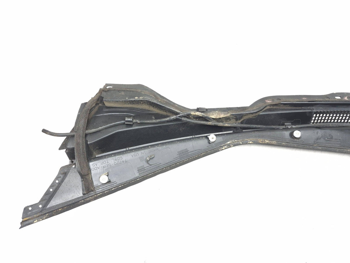 2004-2008 Acura Tl Front Windshield Wiper Cowl Cover Panel OEM