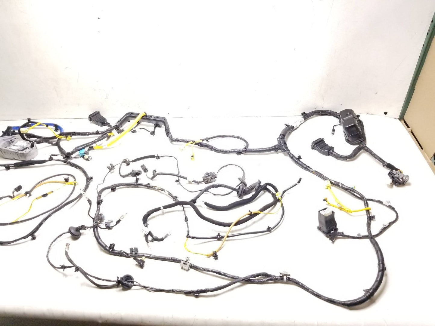 2014 - 2016 Kia Soul Interior Floor Wire Harness OEM