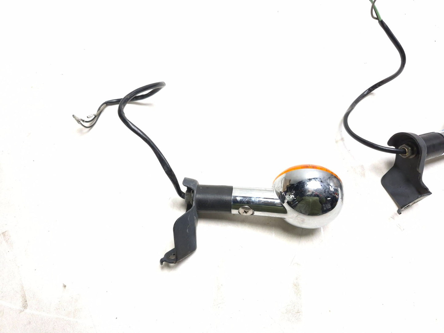 2006 Suzuki Marauder Gz250 Front Turn Signal Pair OEM