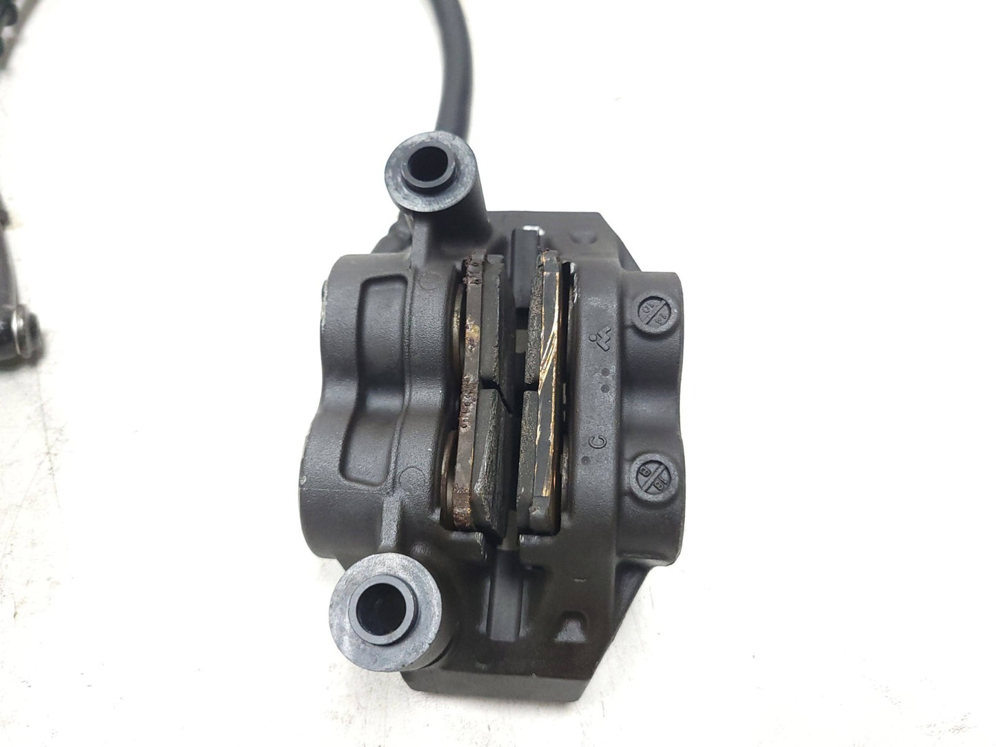 2014 - 2016 Yamaha Fz09 Front Brake Caliper Left & Right OEM
