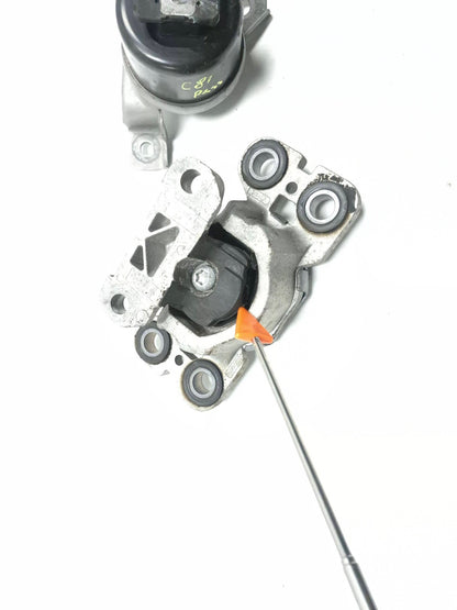 2013 Volvo S60 T5 2.5l Engine Motor Mount Bracket Left Right OEM