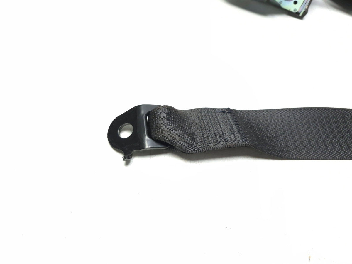 2022 Tesla Model 3 Rear Seat Belt Retractor Passenger Side 1081281-01-d OEM