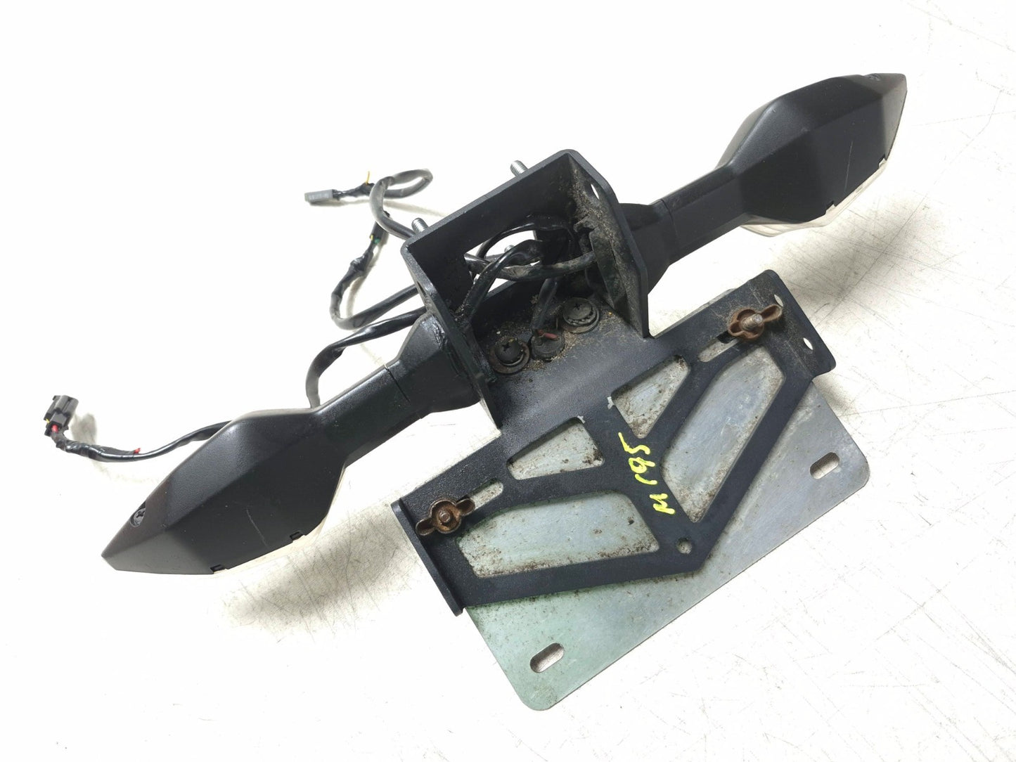 2019 Kawasaki Z400 Er400d Rear Turn Signal W/ License Plate Assy OEM