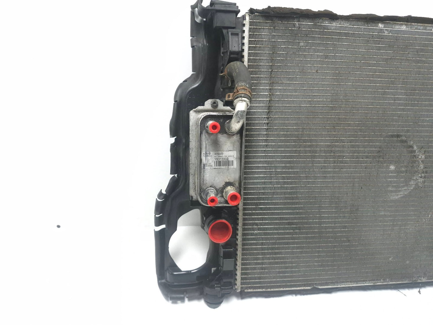 2013 Volvo S60 T5 2.5l Engine Cooling Radiator OEM 31368082