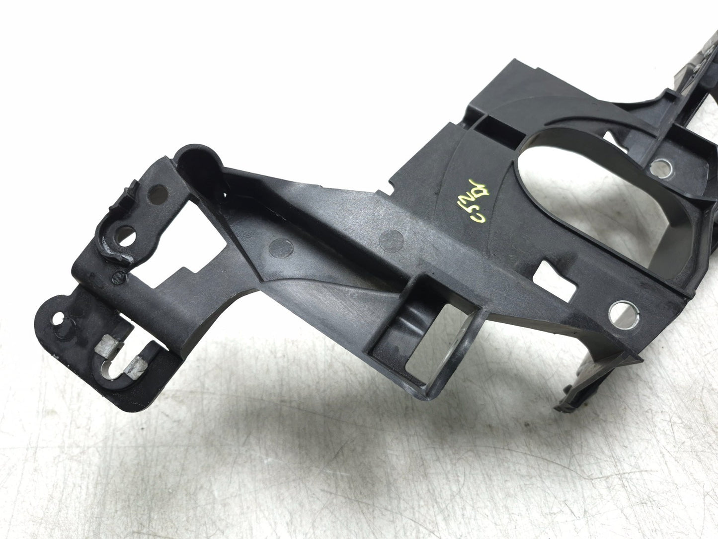 2008 BMW X6 E71 Front Fender Support Mount Bracket Left & Right OEM