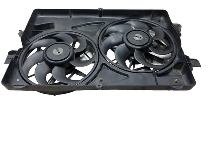 2005 Chevrolet Equinox Radiator Cooling Fan W/ Shroud 3.4l OEM