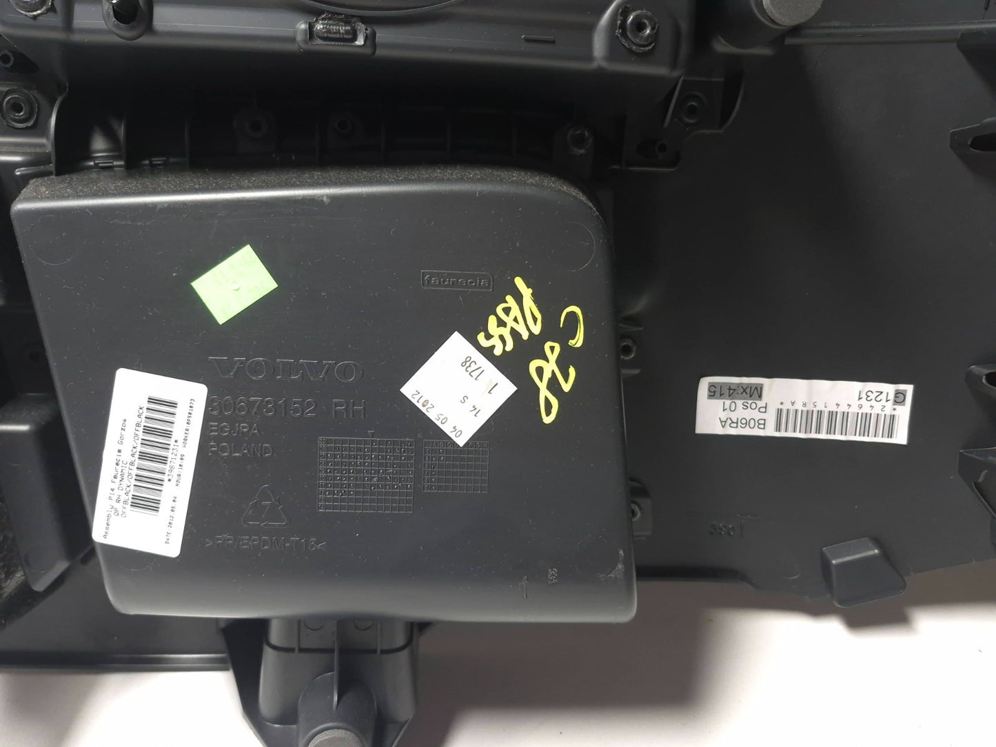 2012 Volvo C30 Rear Quarter Panel Trim Left & Right OEM