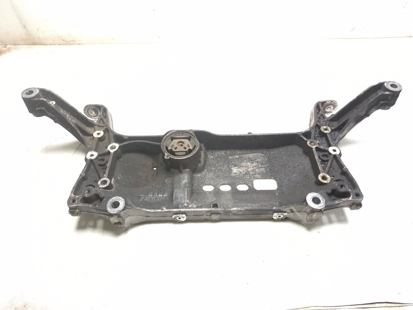2011 Volkswagen Tiguan 2.0l Front Subframe Crossmember OEM