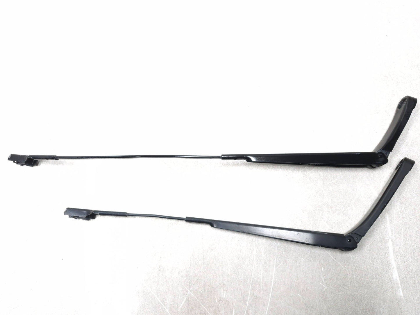 2015 Volkswagen Golf Windshield Wiper Arm Front Left & Right OEM