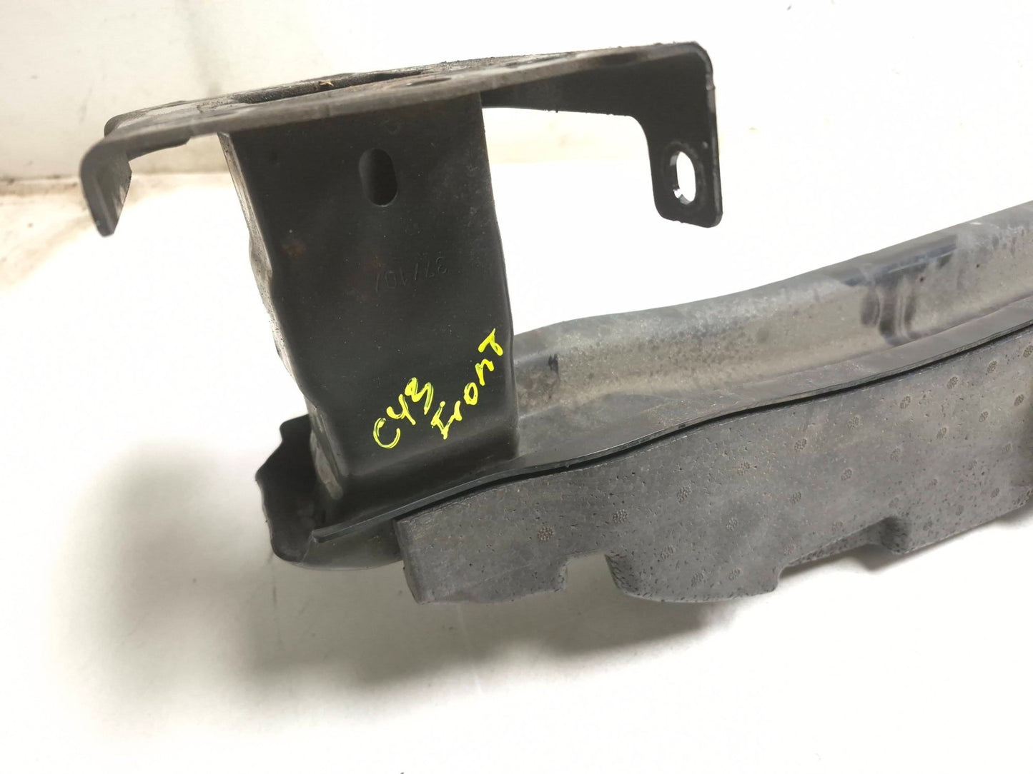 2011 Volkswagen Tiguan 2.0l Front Bumper Reinforcement OEM