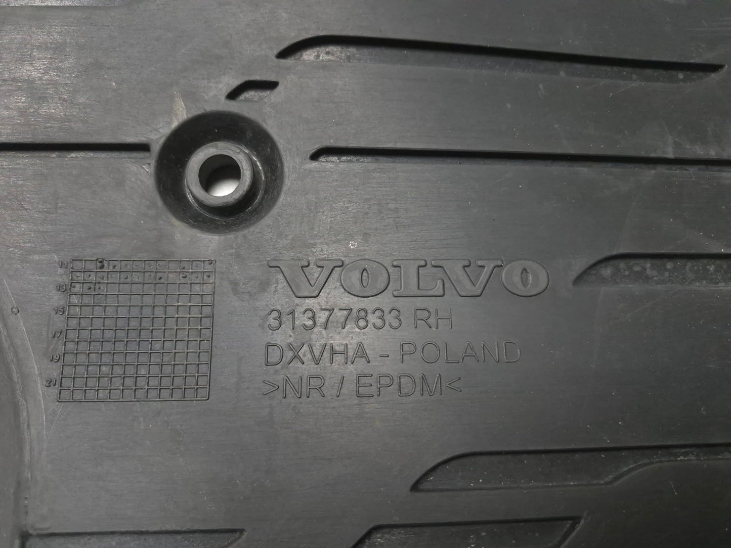 2013 Volvo S60 All Weather Rubber Floor Mat OEM 31377831