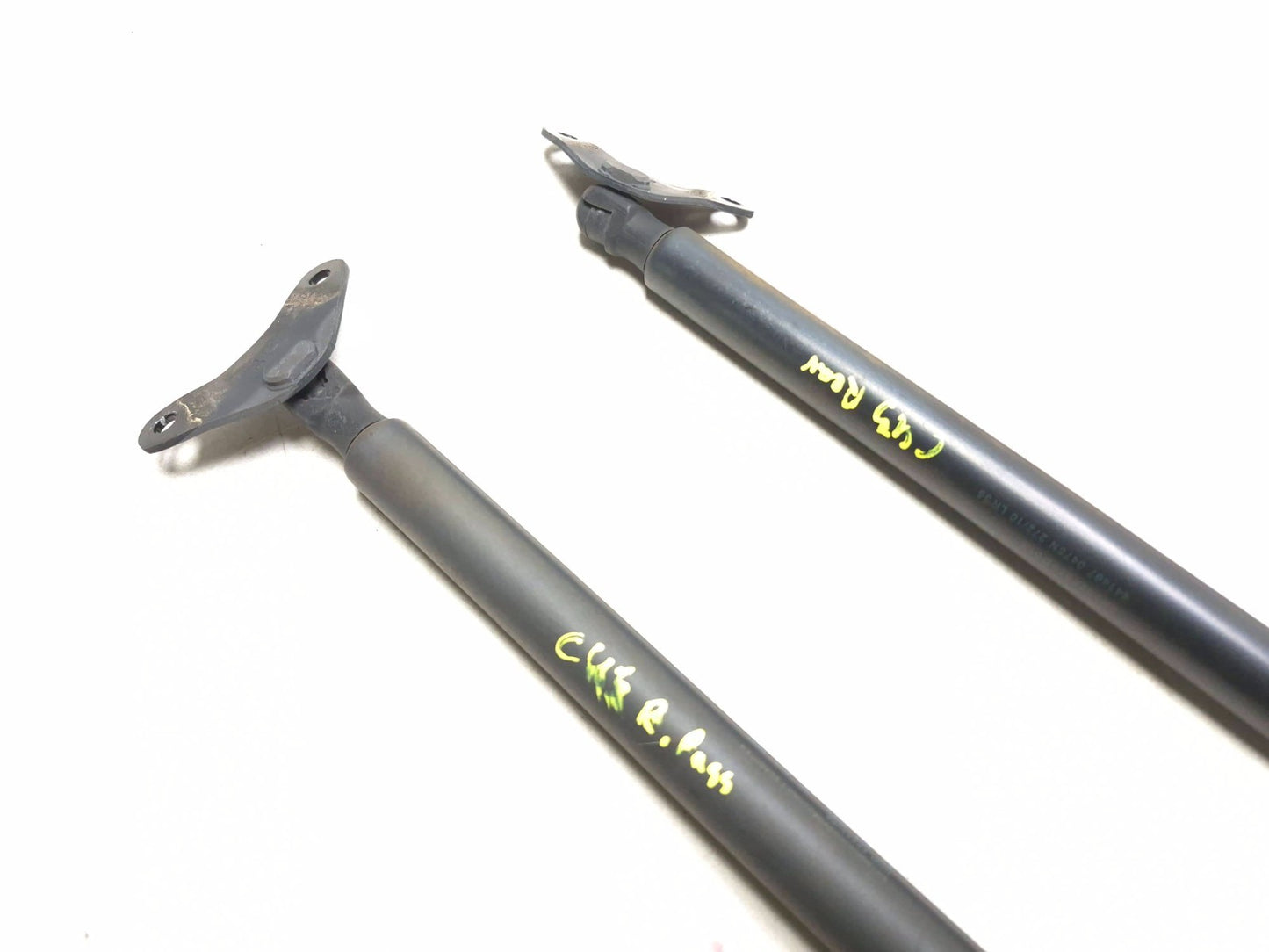 2011 Volkswagen Tiguan Trunk Lid Tailgate Strut Lift Cylinder 2pcs OEM