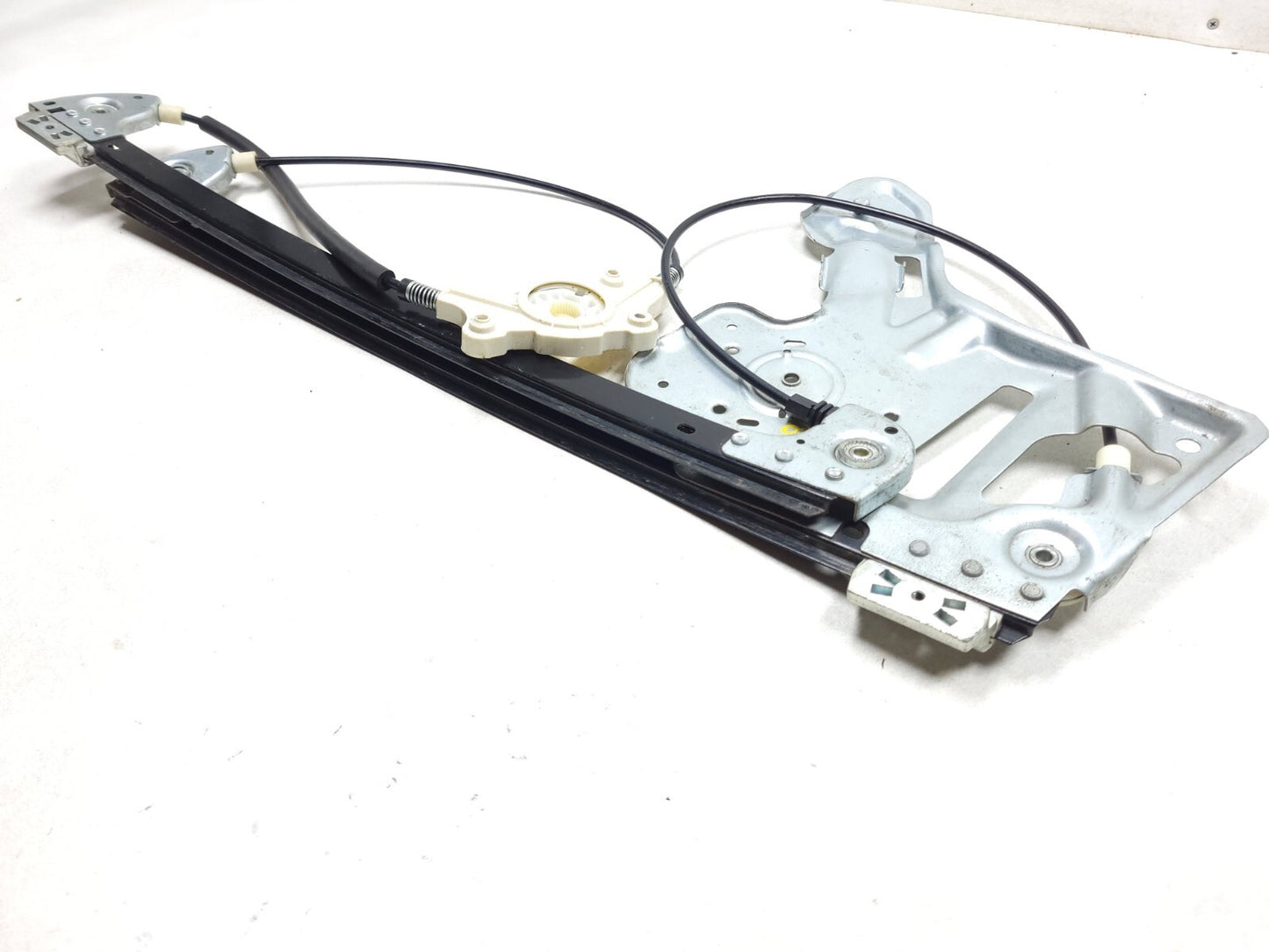 2007 Range Rover Front Door Window Regulator Left Driver Side OEM