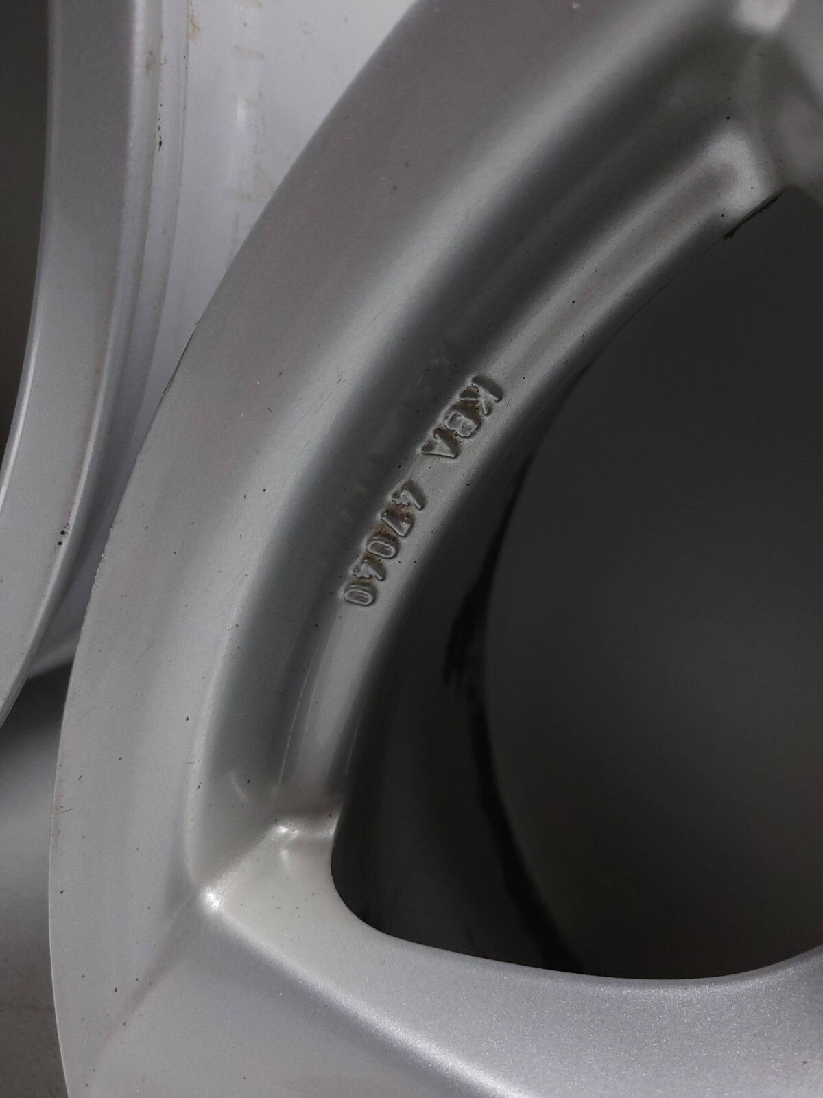 2004 Porsche Cayenne Rial Alloy Wheel Rim 18" 18x8.5j  2pcs *aftermarket*