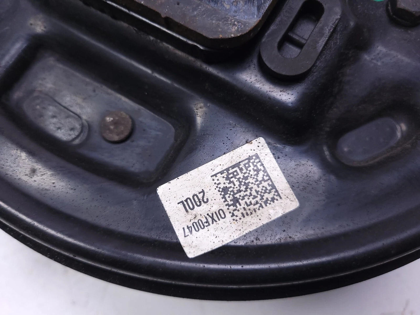 2020 Hyundai Venue Rear Spindle Knuckle Wheel Hub Driver Side Left OEM