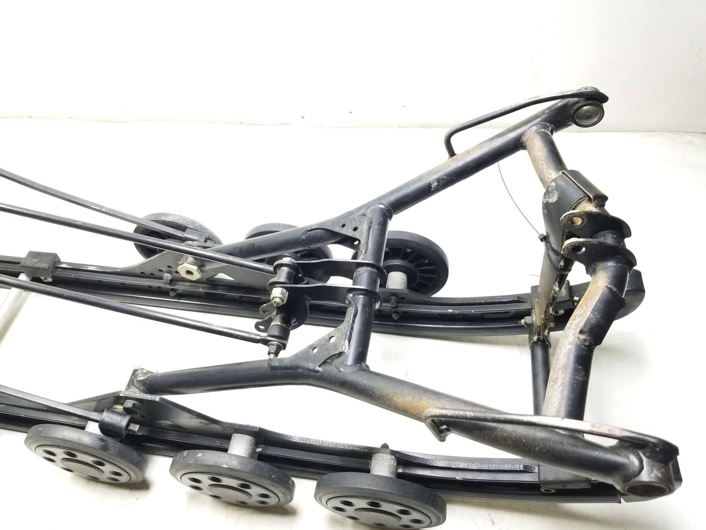 16-19 Ski-doo Renegade Enduro Ace 900 Rear Back Frame Suspension Skid Oem✅