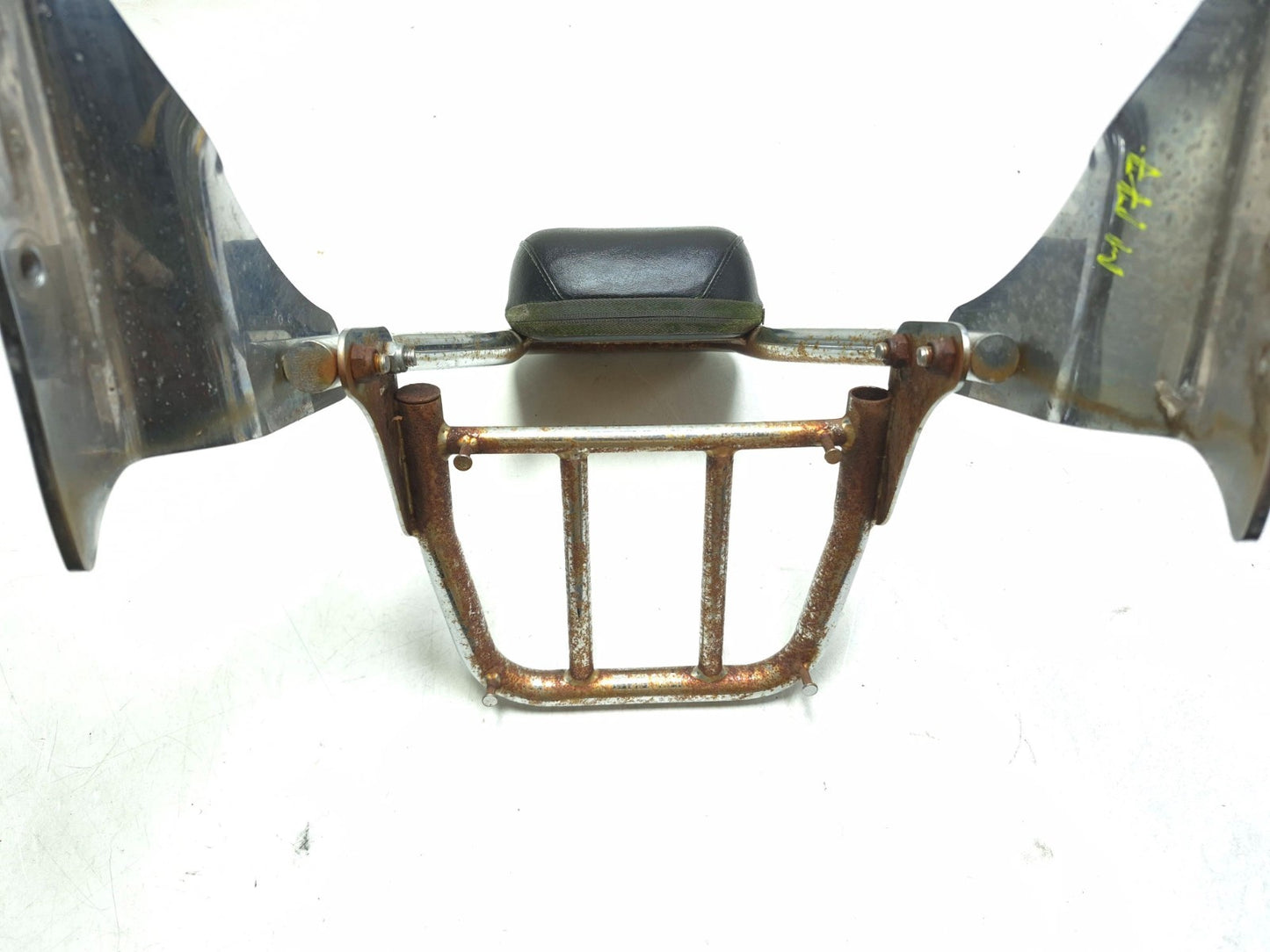 2004 Suzuki Intruder Volusia Vl800 Backrest Sissy Bar Luggage Rack OEM