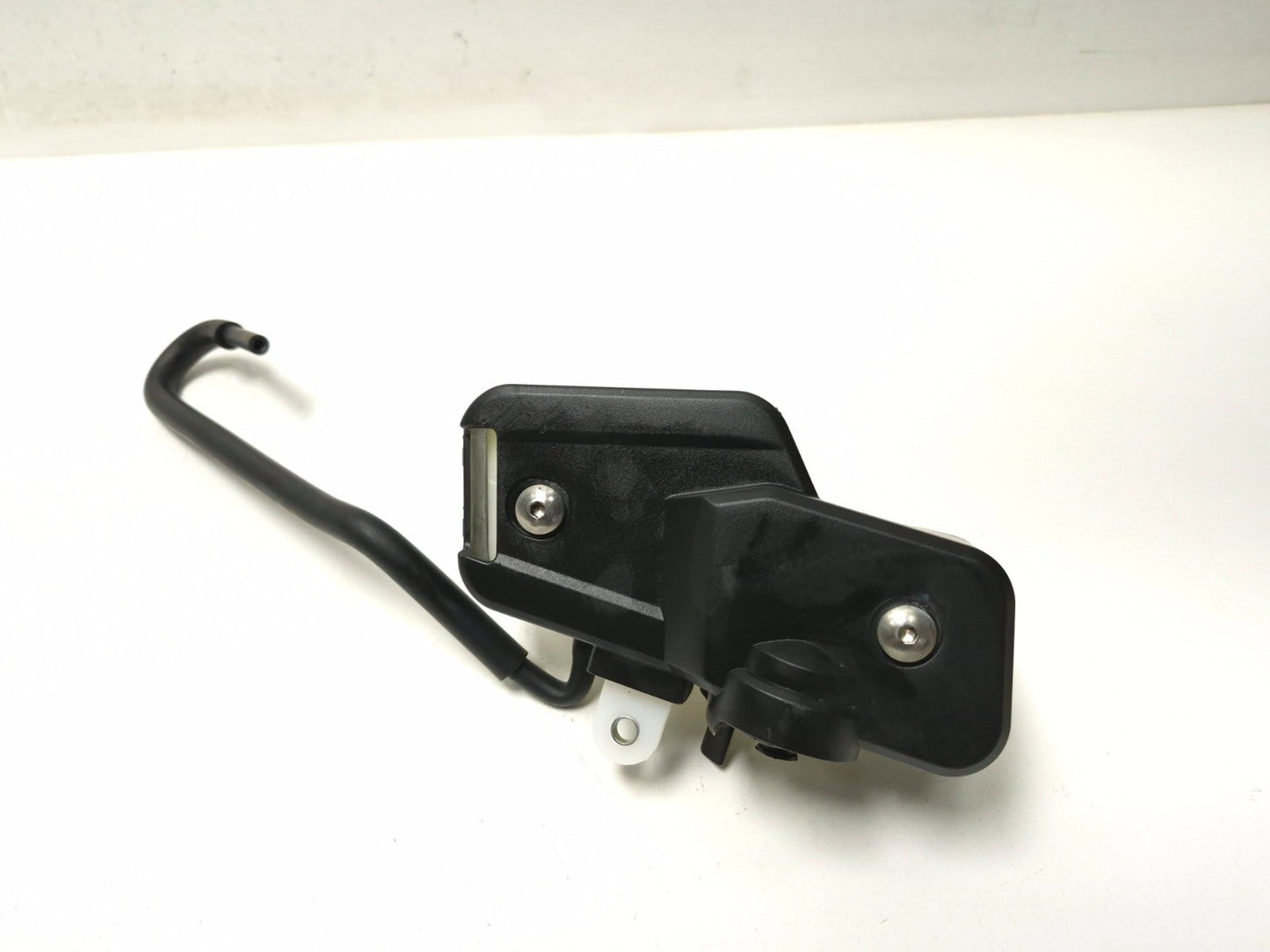 2025 Yamaha R3 Yfz320 Coolant Reservoir & Pipe OEM