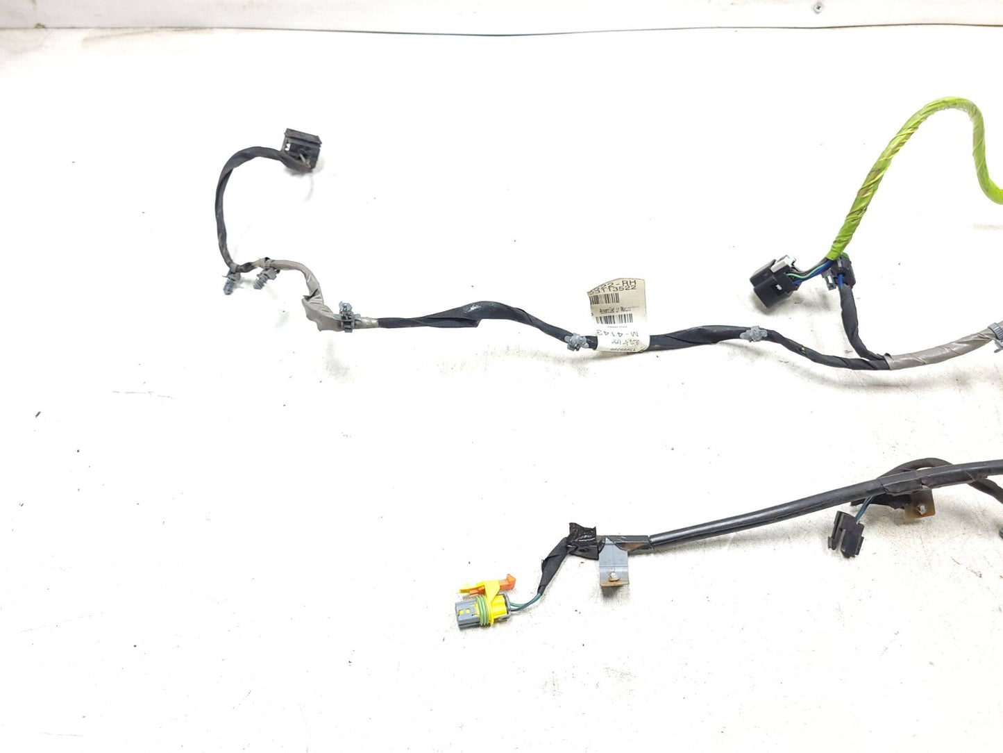 2013 Chevrolet Suburban Door Wire Wiring Harness Rear Passenger Side Right OEM