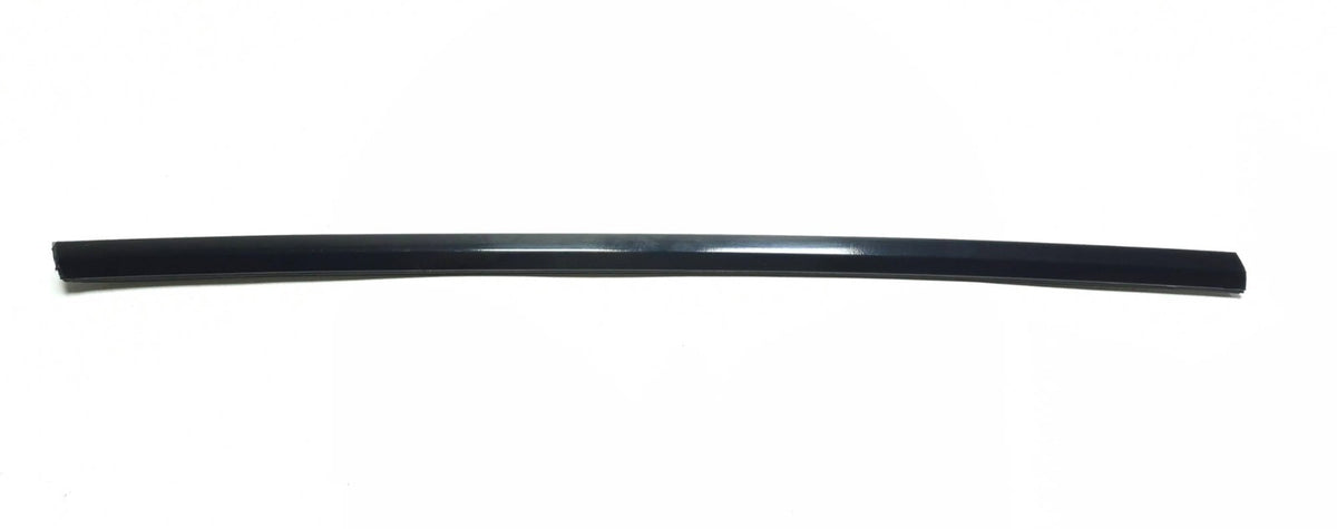 2018 Tesla Model 3 Front Door Seal & Belt Molding Passenger Side Rh 3pcs OEM