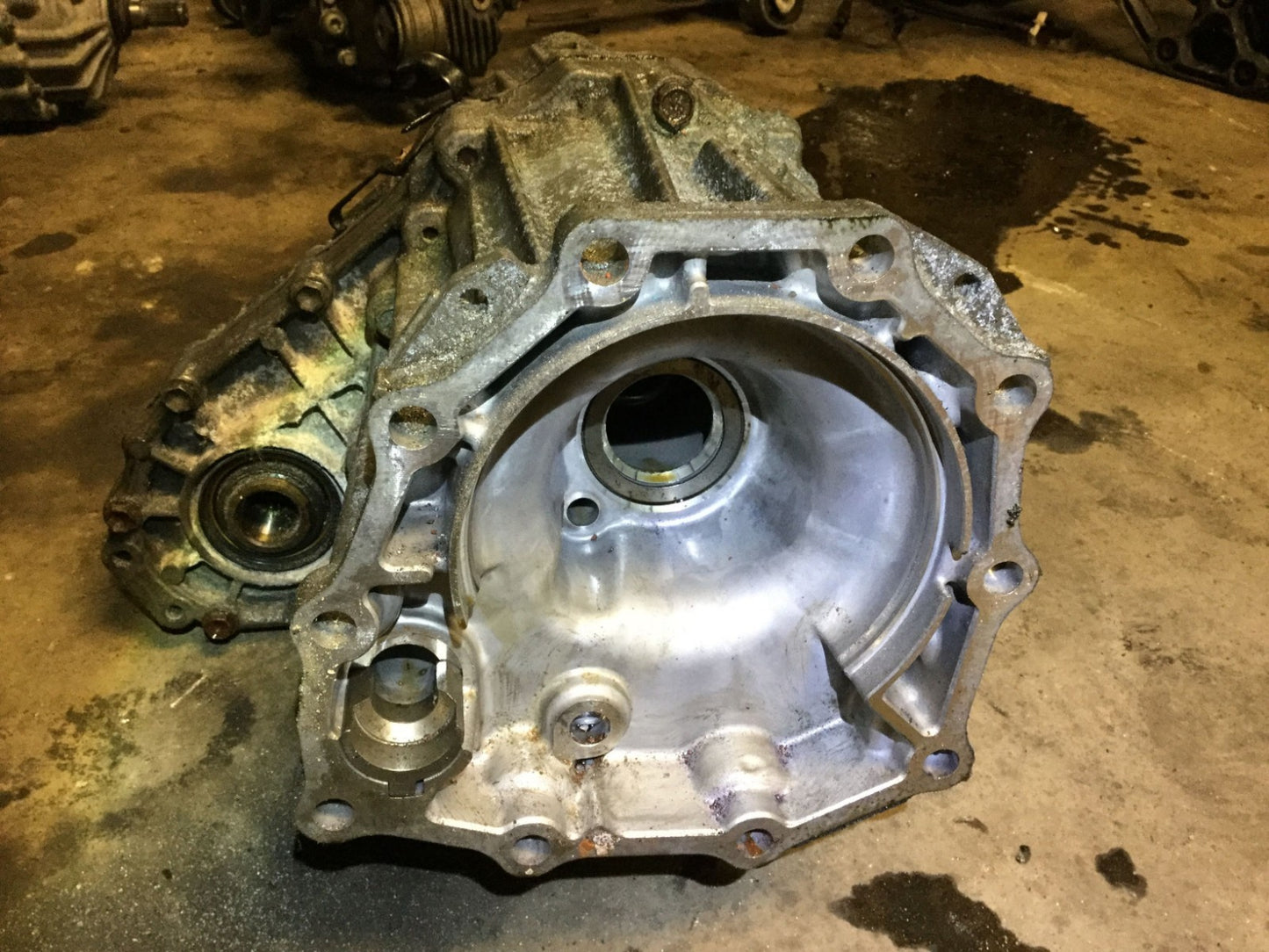 06 07 08 09 10 Infiniti M35 Transfer Case Assembly OEM