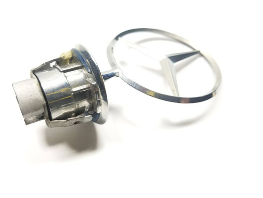 12 13 14 Mercedes-benz C300 Front Hood Emblem OEM