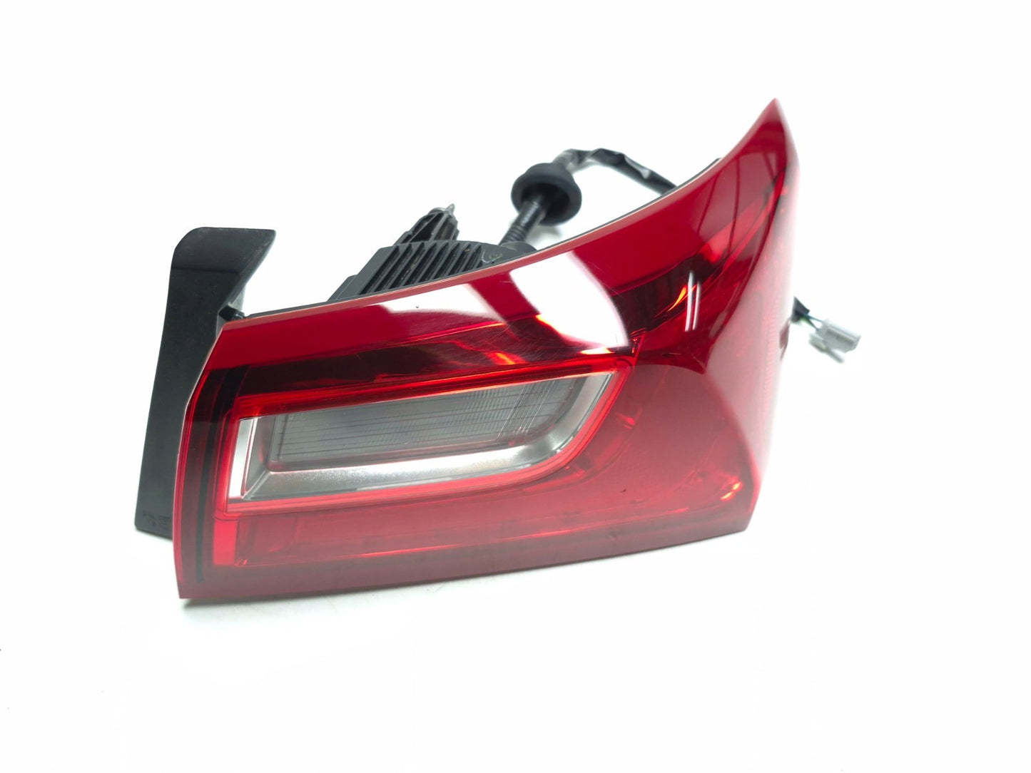 2017 Chevrolet Malibu Rear Outer Tail Light Right Passenger Side OEM