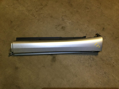 99 00 01 02 03 04 05 Lexus GS300 Rear Right Pass Rocker Panel Molding Trim OEM