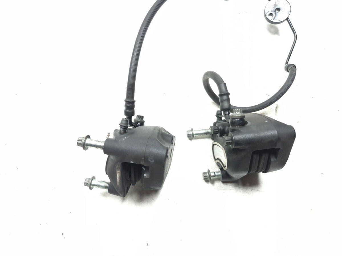 2002 Harley Davidson Touring Road King Front Brake Caliper Left & Right OEM