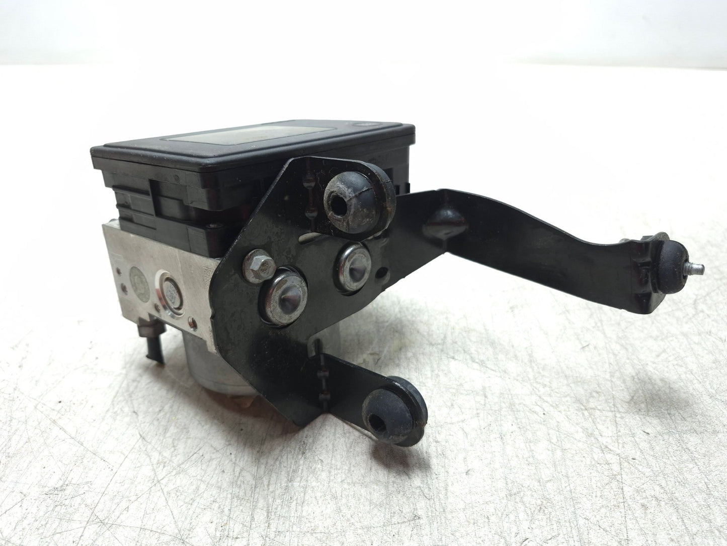 2017 Ford Focus Anti Lock ABS Brake Pump Module OEM