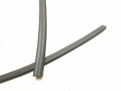 2007 Toyota Corolla Front Door Weatherstrip Belt Seal Molding Passenger Side OEM