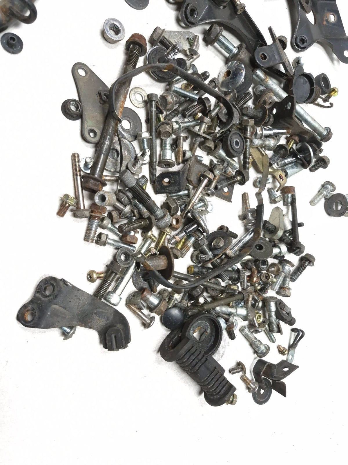 1993 Suzuki Gsx 600 Fp Katana Misc Bolts & Hardware Bracket OEM