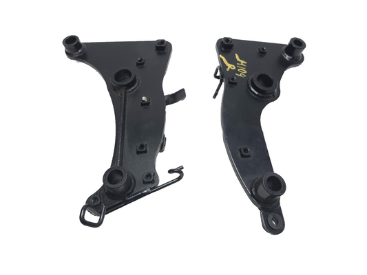 2017 Kawasaki Vulcan S En650c Swing Arm Mount Bracket Left & Right Pair OEM