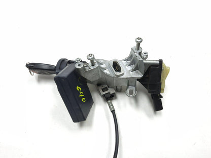 2010 Dodge Caliber Ignition Switch Lock Cylinder & Key  OEM