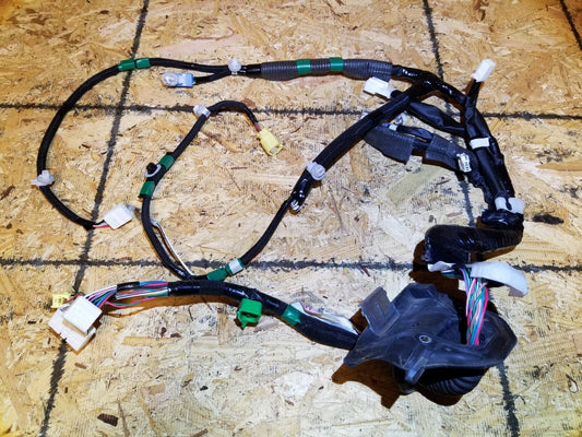 11 12 13 14 15 Lexus CT200h Front Right Pass Side Door Wire Harness OEM