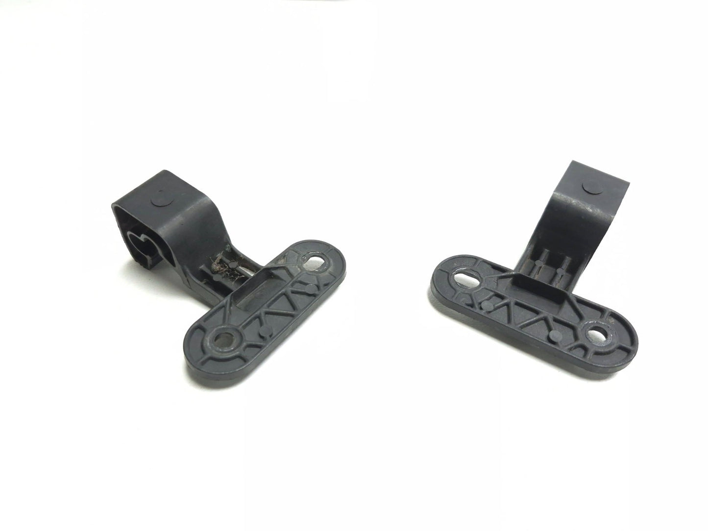 2013 Cadillac Escalade Esv Headlamp Housing Support Bracket Pair OEM