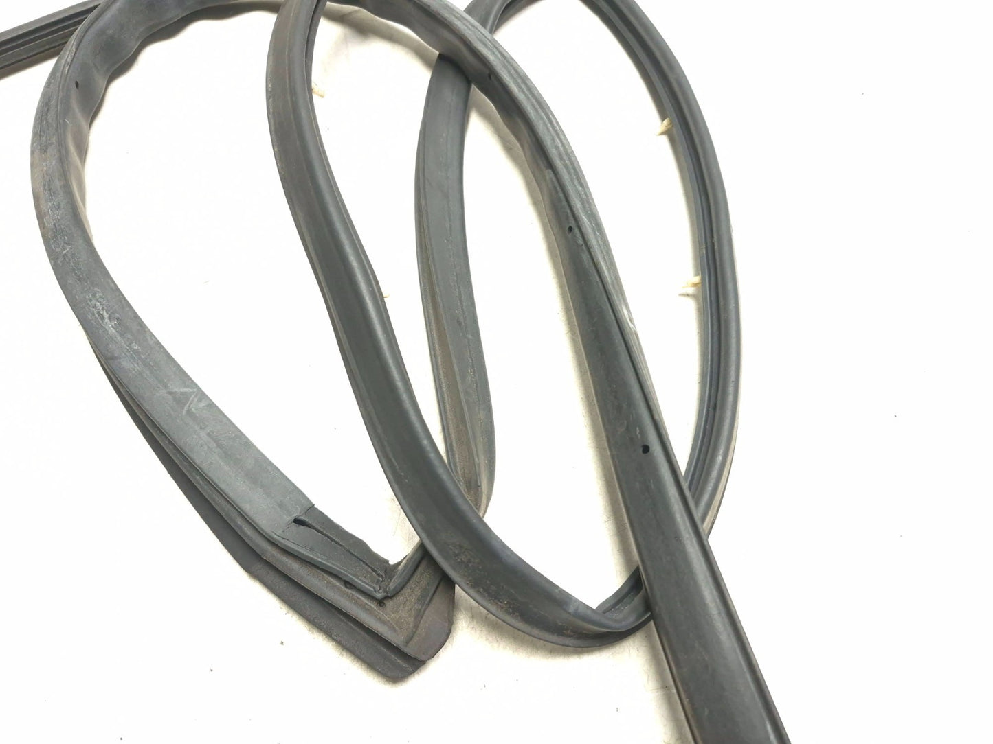 2007 Toyota Corolla Rear Door Weatherstrip Belt Seal Molding Driver Side OEM