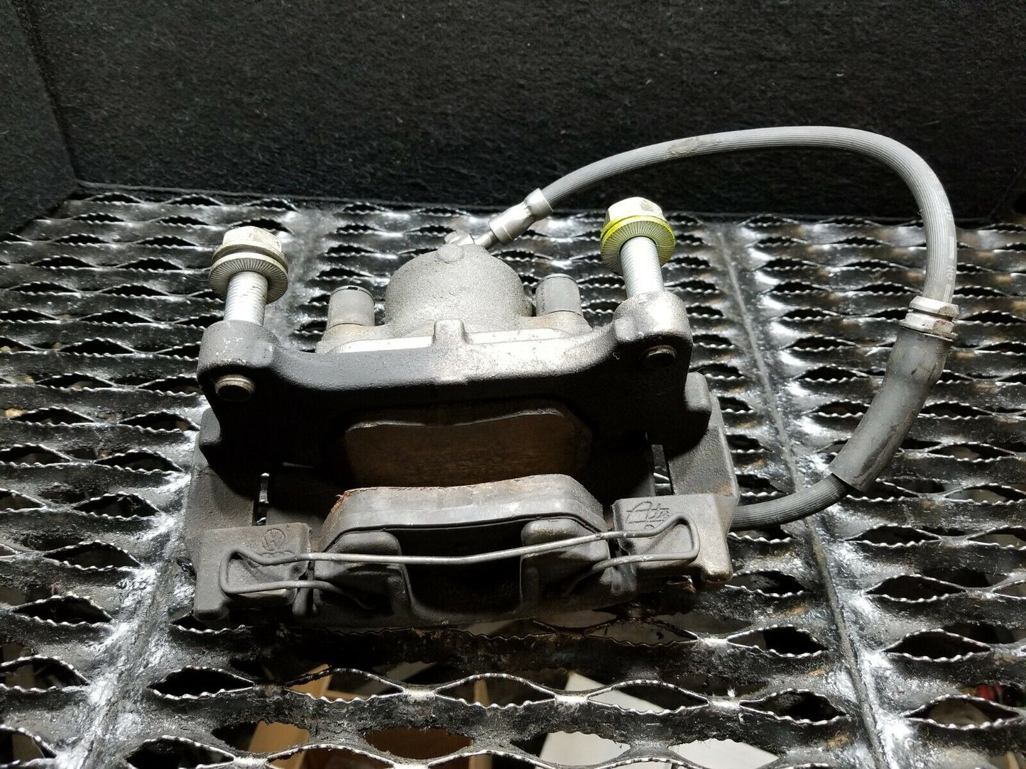 2013-2017 Volkswagen Cc Brake Caliper Front Passenger Side Right  OEM