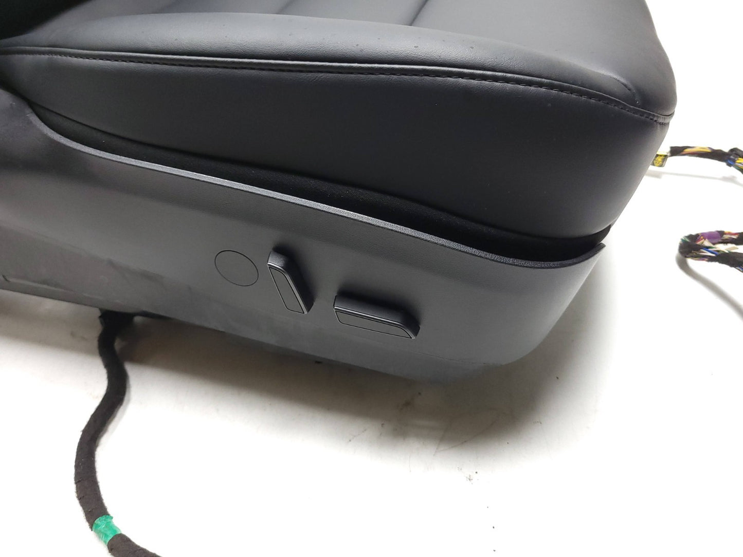 2021 Tesla Model 3 Front Passenger Seat OEM