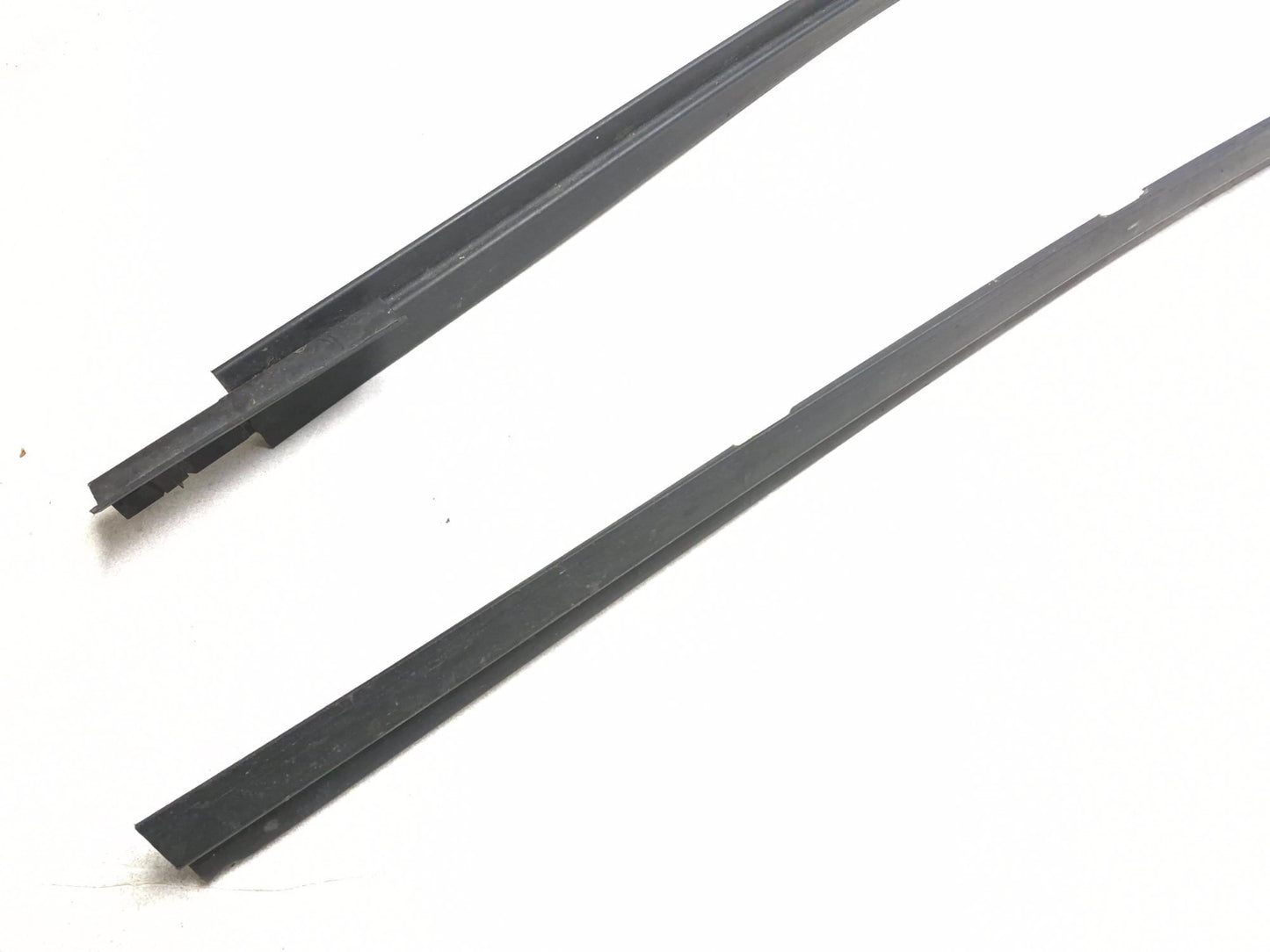 2017 GMC Terrain Sle-1 2.4l Roof Trim Strip Right & Left Pair OEM