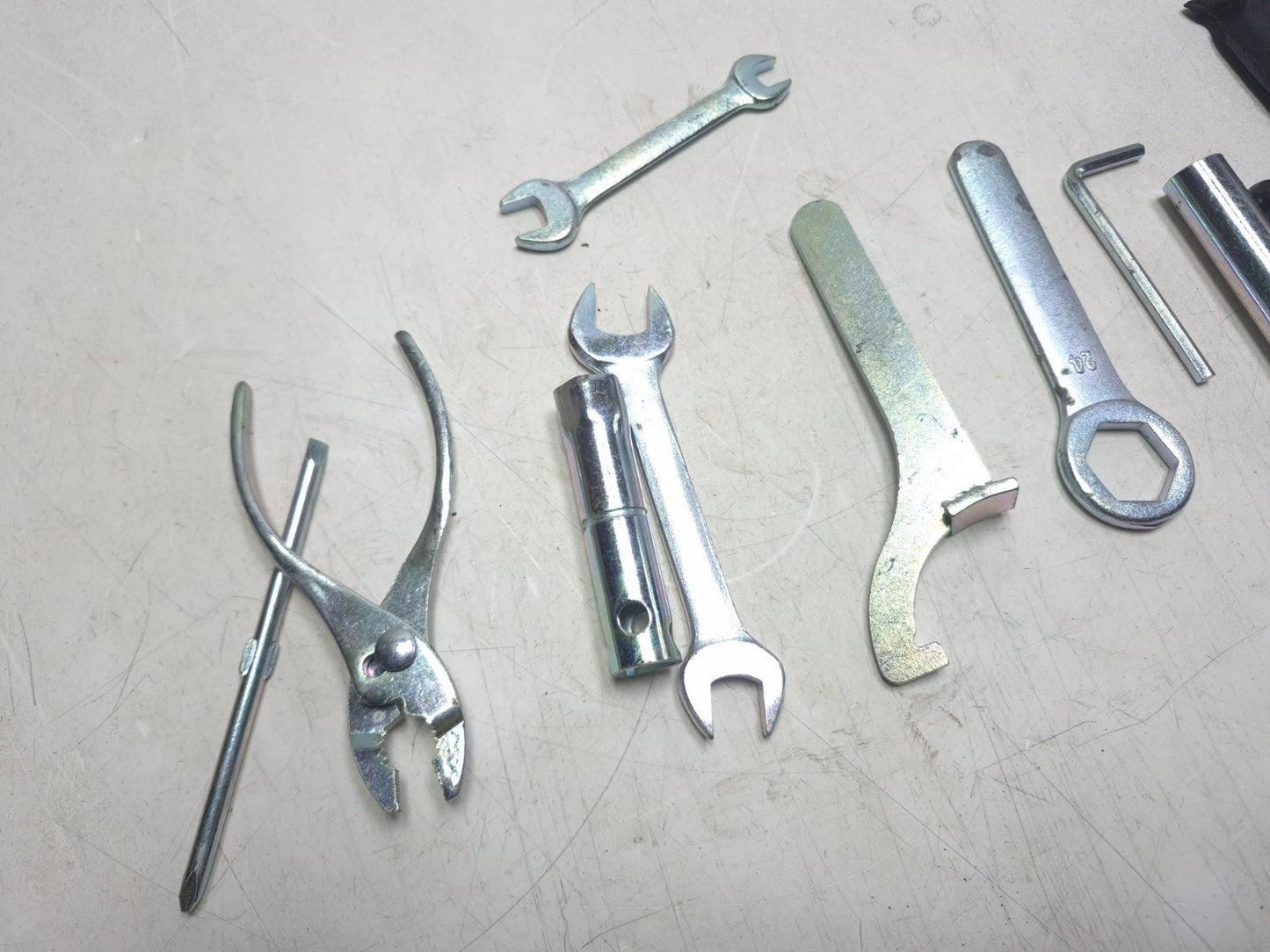 2015 Suzuki Gw250 Tool Kit & Bag OEM